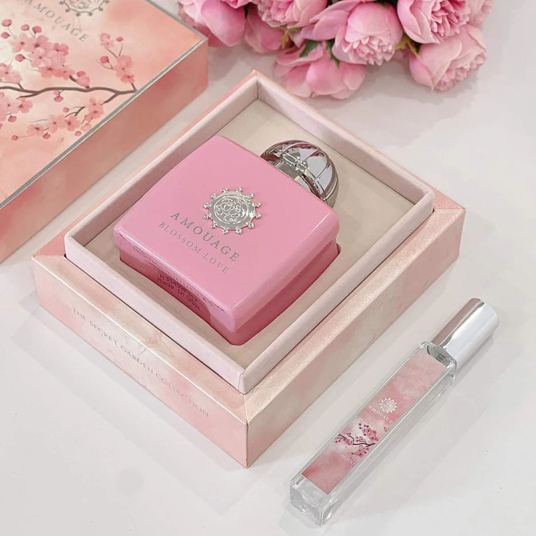 Amouage Blossom Love EDP - Image 2