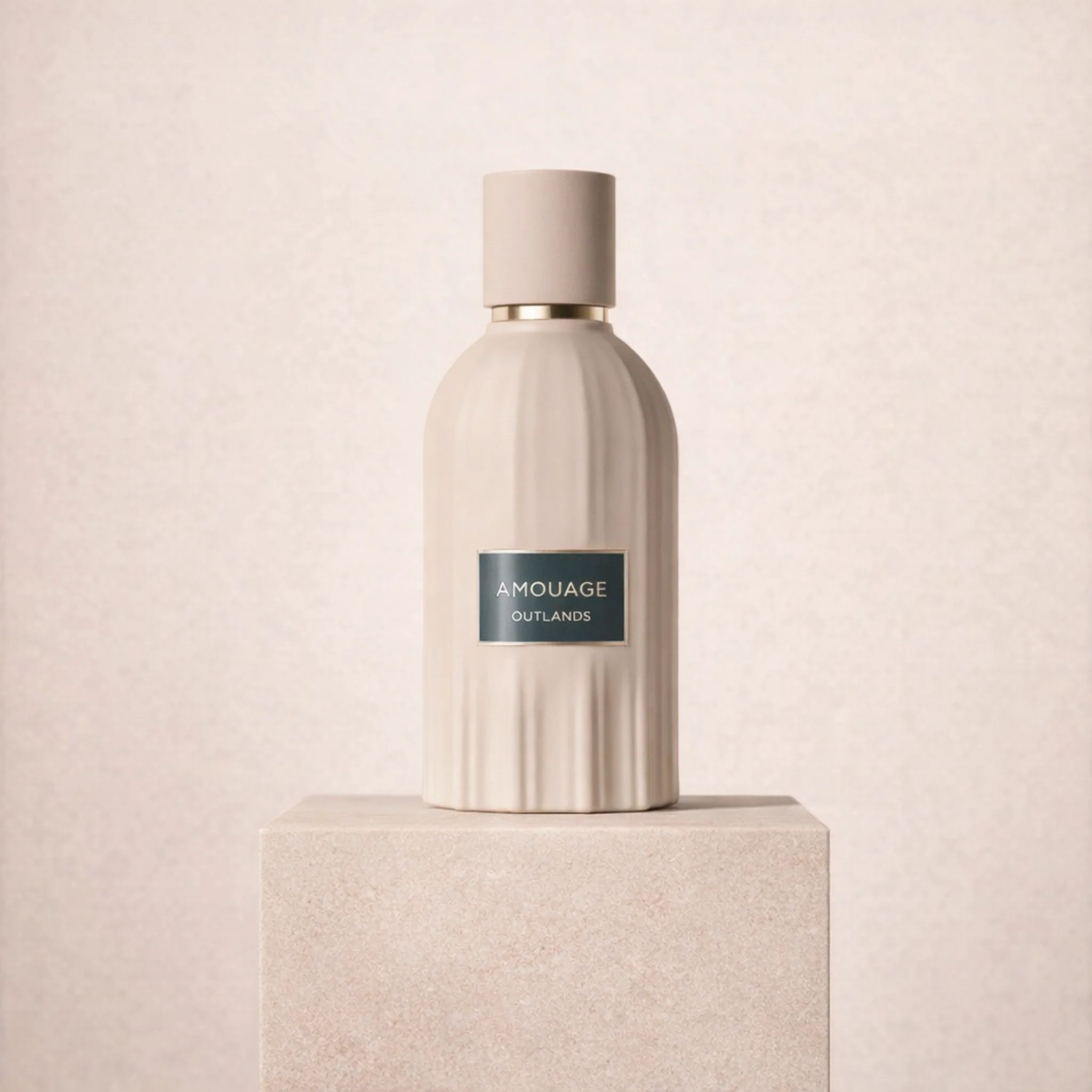 Amouage Outlands Extrait de Parfum - Image 4