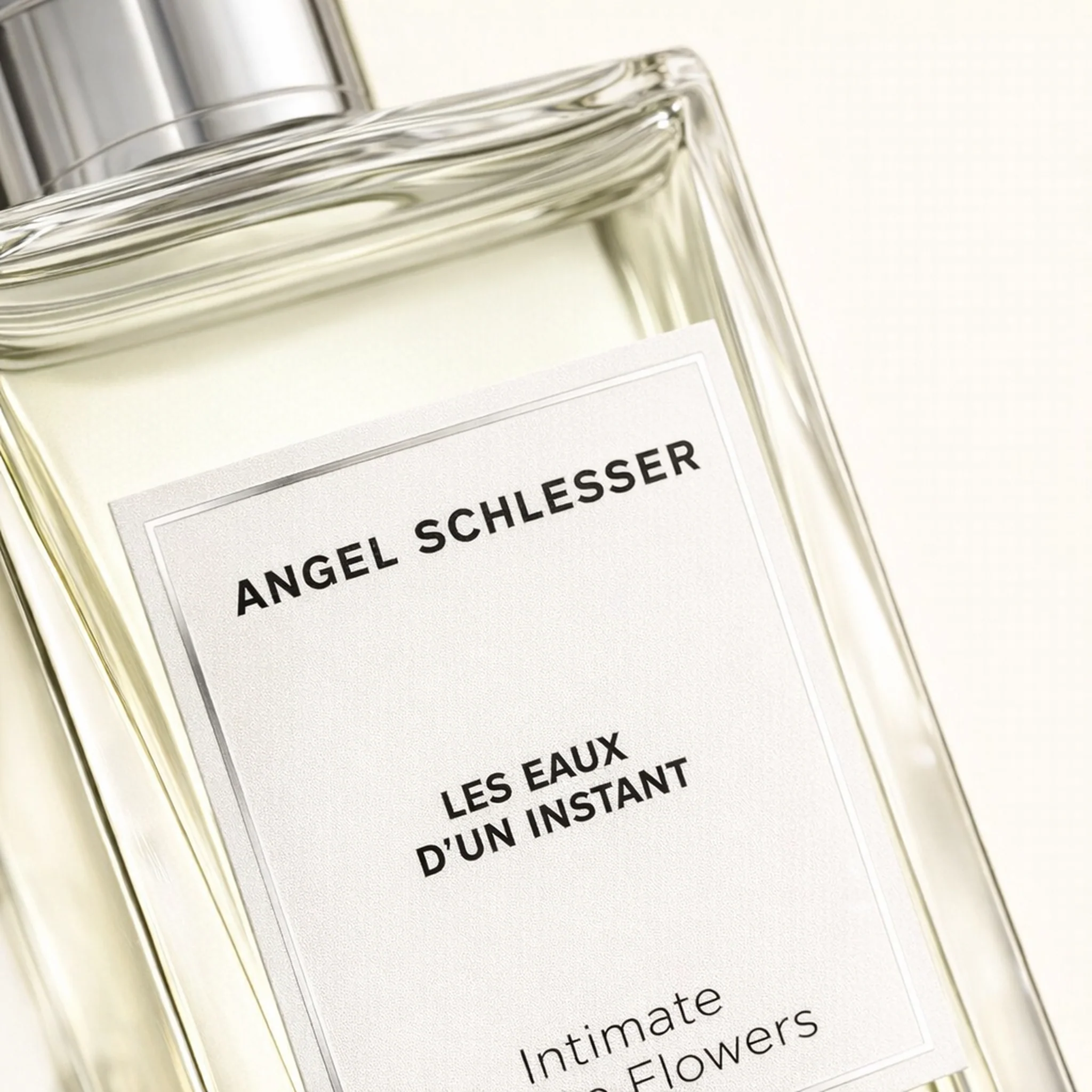 Angel Schlesser les Eaux D'un Instant Intimate White Flowers EDT - Image 3