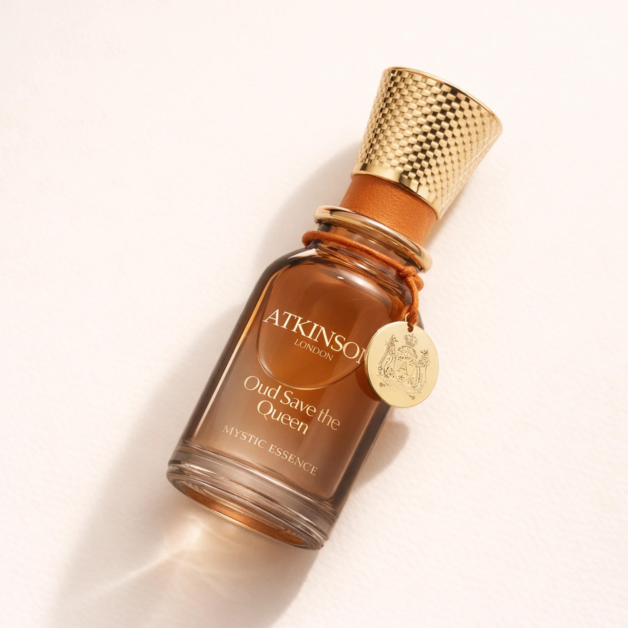 Atkinsons Oud Save the Queen Mystic Essence Concentrated Fragrance Alcohol Free for Women - Image 2