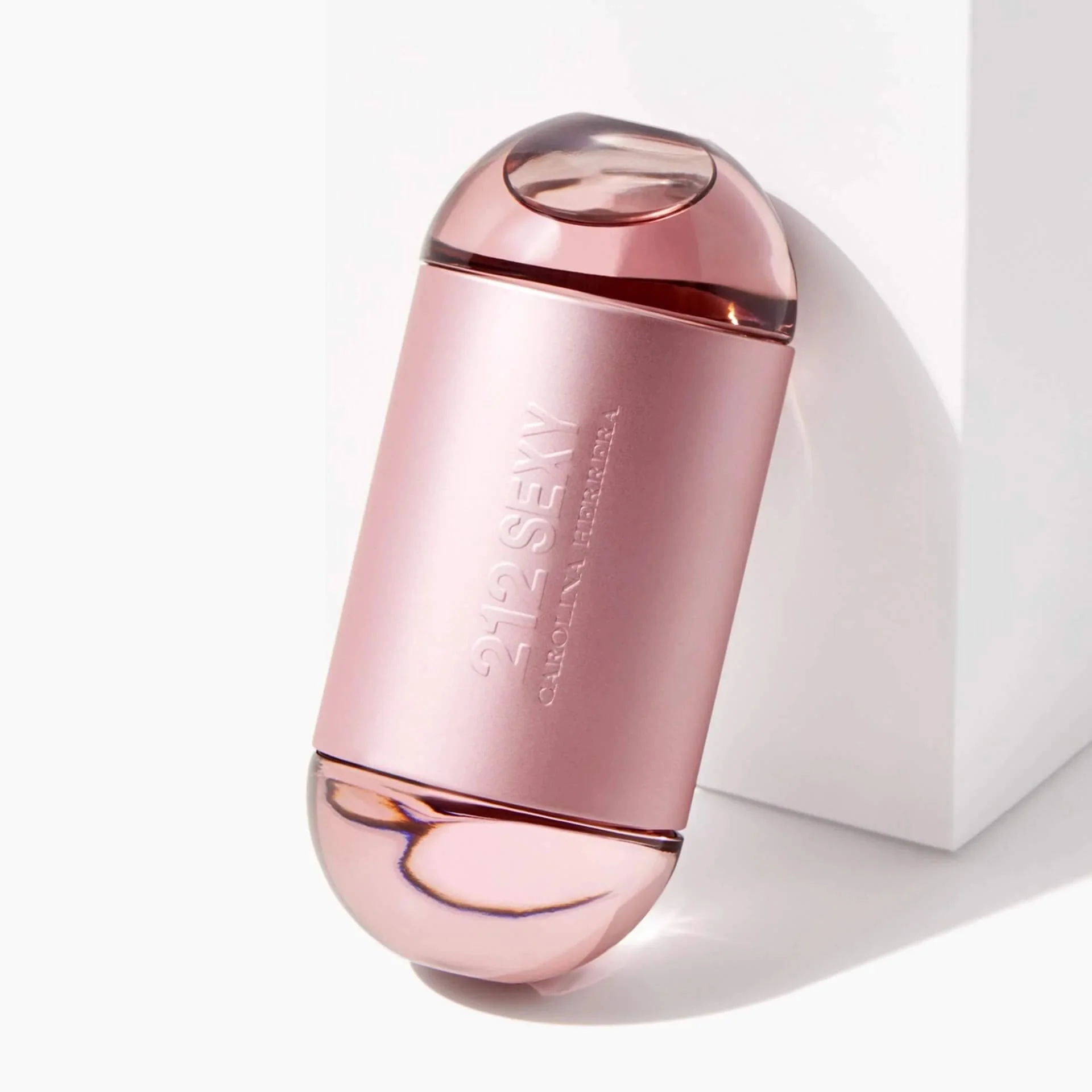 Carolina Herrera 212 Sexy EDP - Image 2