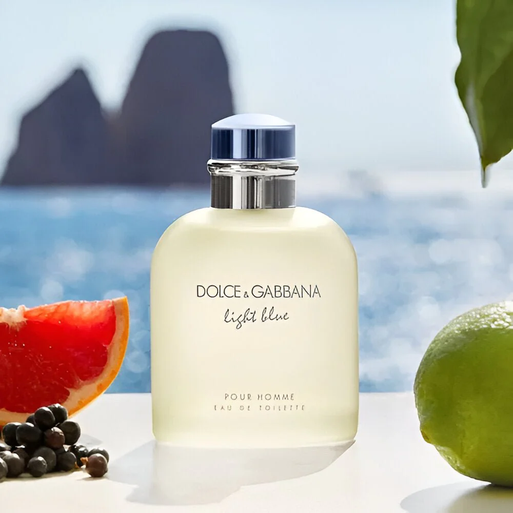 Dolce & Gabbana Light Blue EDT Men's Set - Image 3