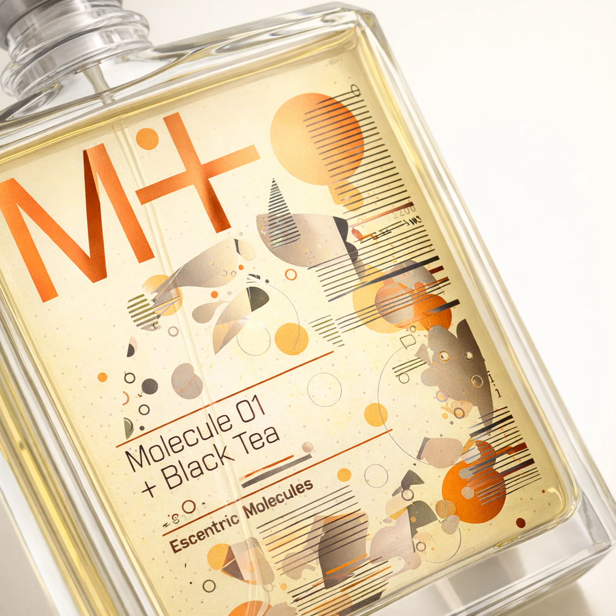 Escentric Molecules M+ Molecule 01 + Black Tea EDT - Image 3