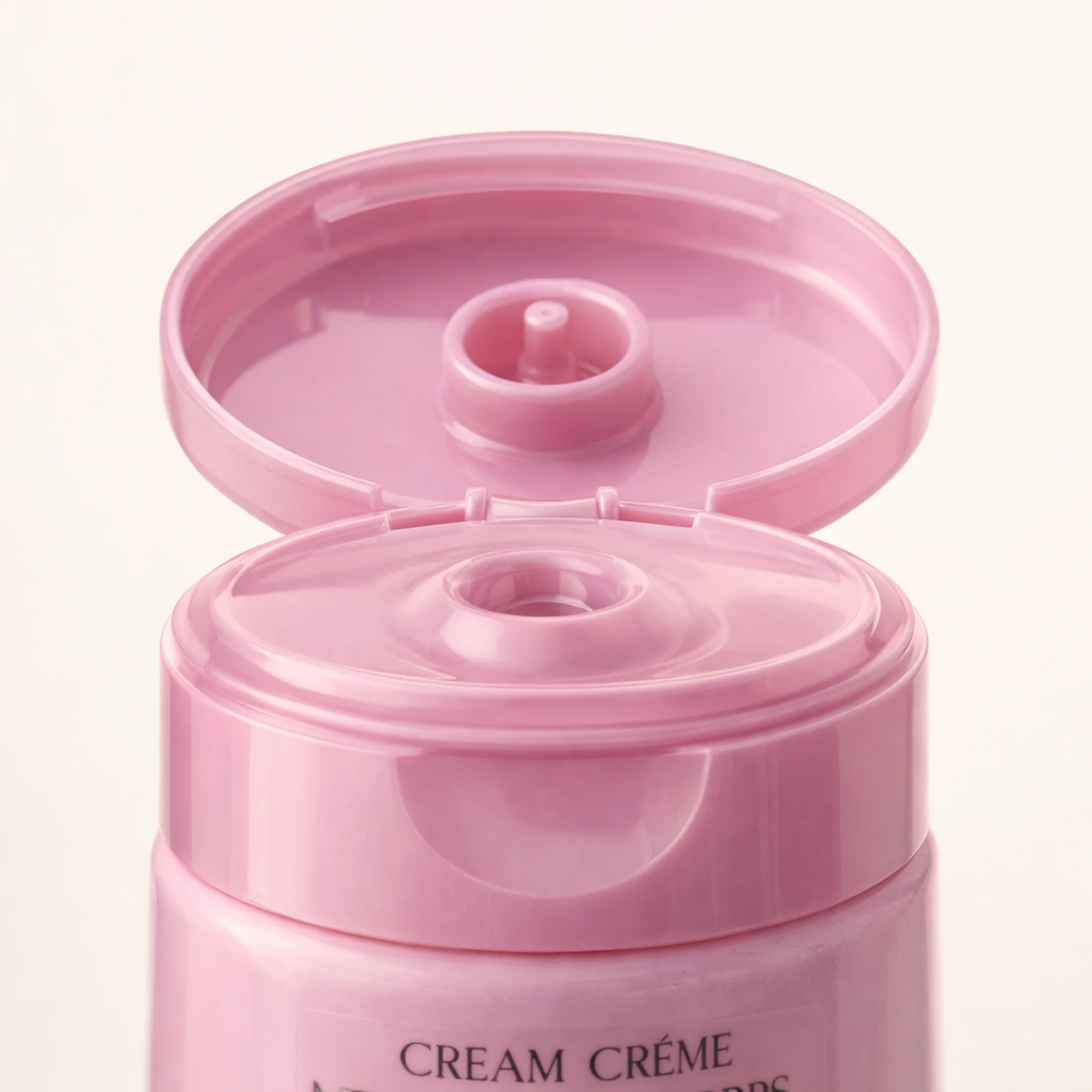 Guess Girl Body Lotion - Image 5
