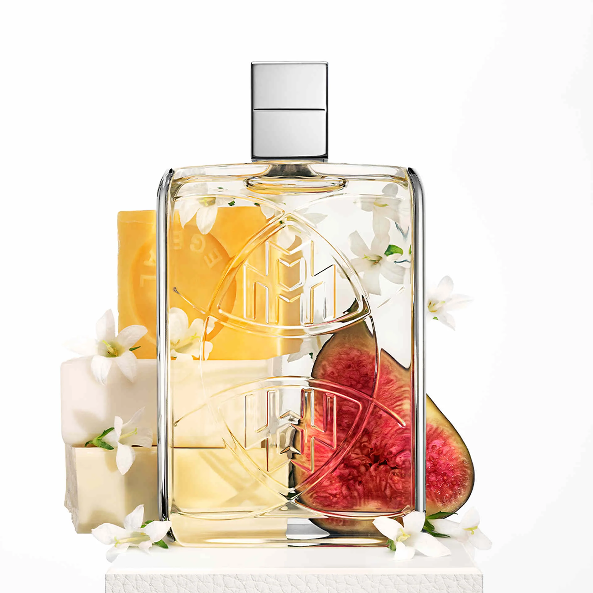 Mercedes Benz Maybach Snow White Leather EDP - Image 5