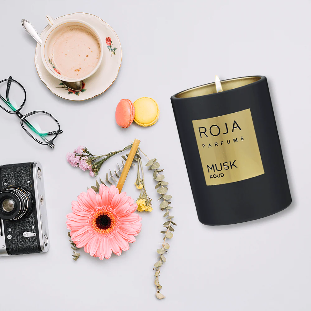 Roja Parfums Musk Aoud Candle - Image 3
