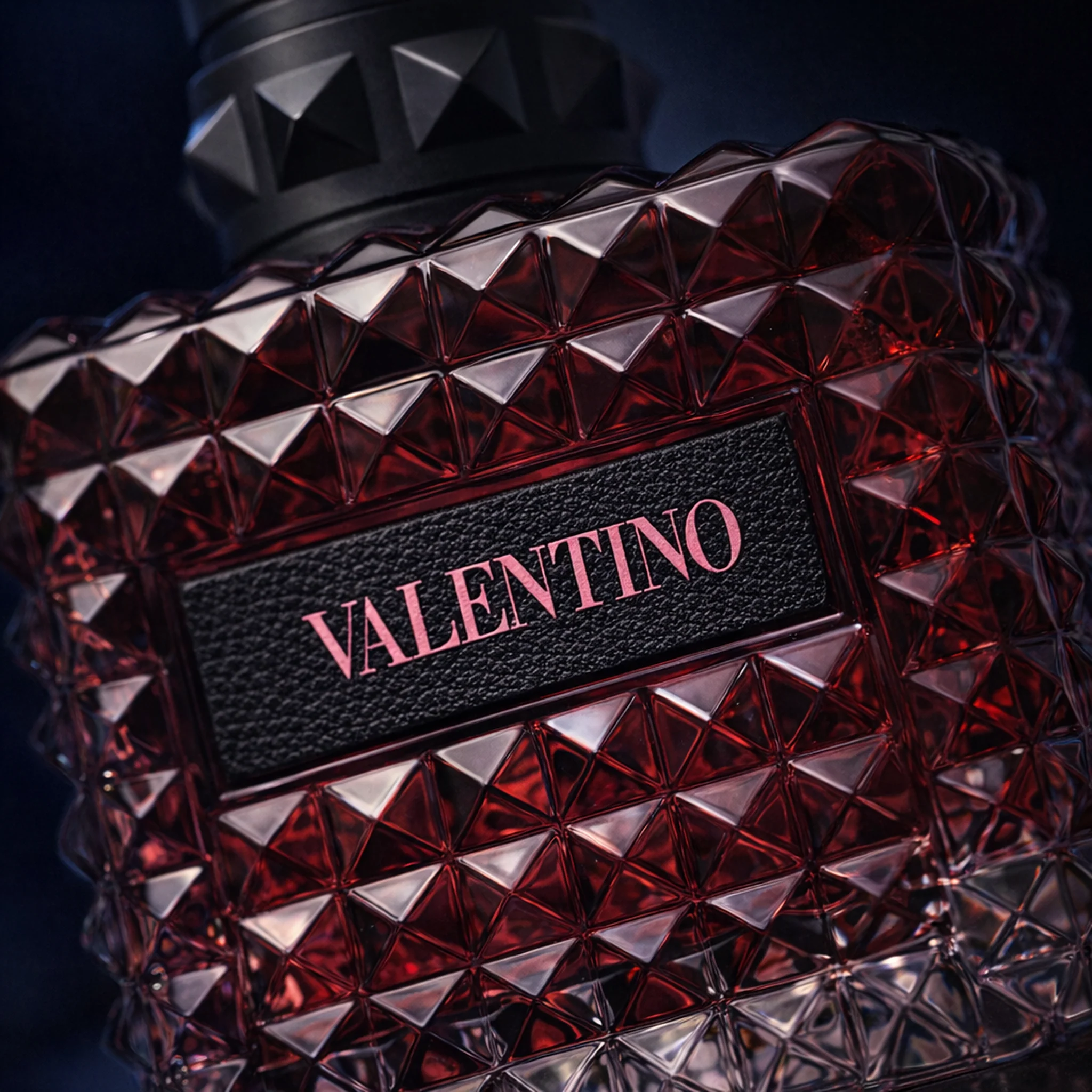 Valentino Donna Born in Roma Intense EDP - Image 3