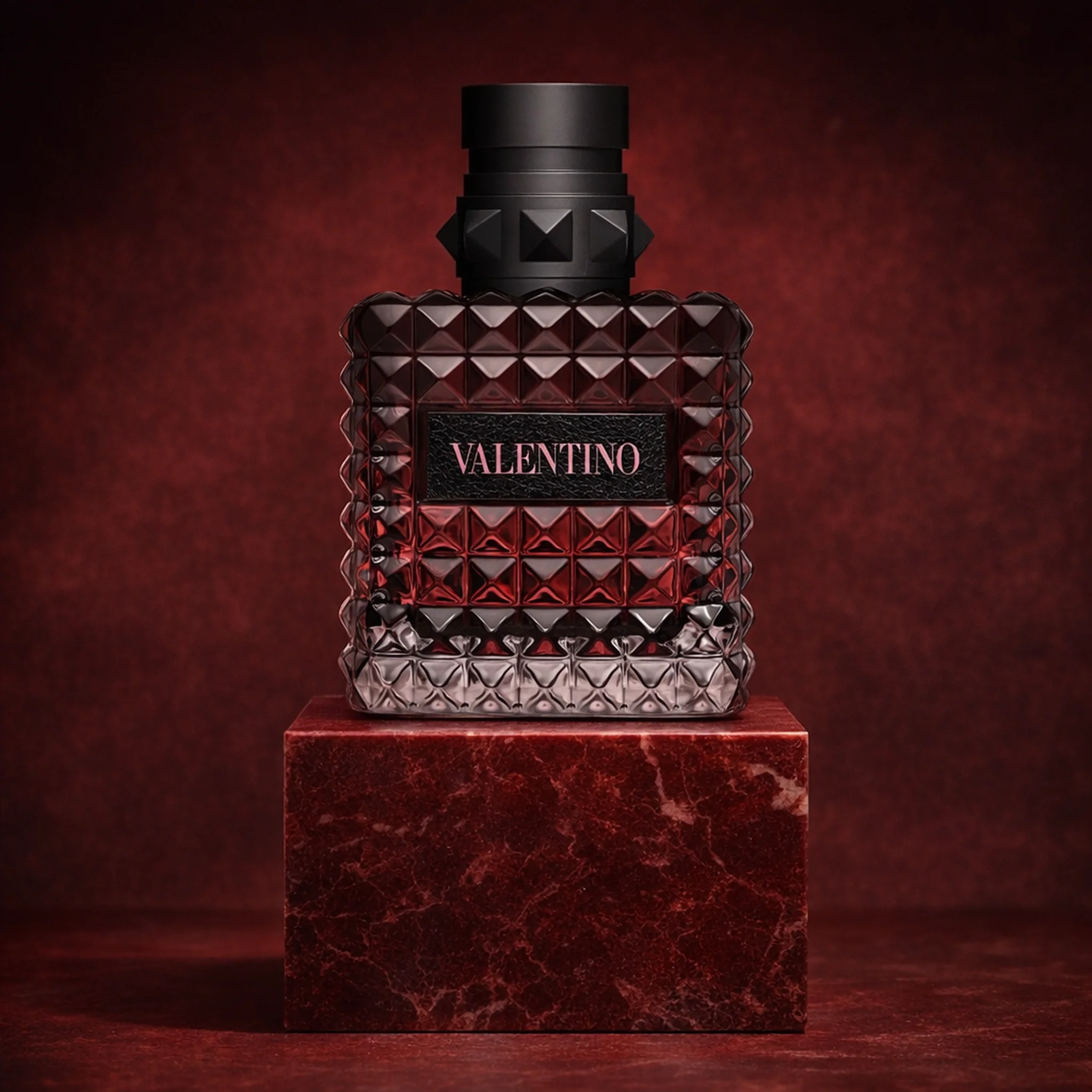 Valentino Donna Born in Roma Intense EDP - Image 4