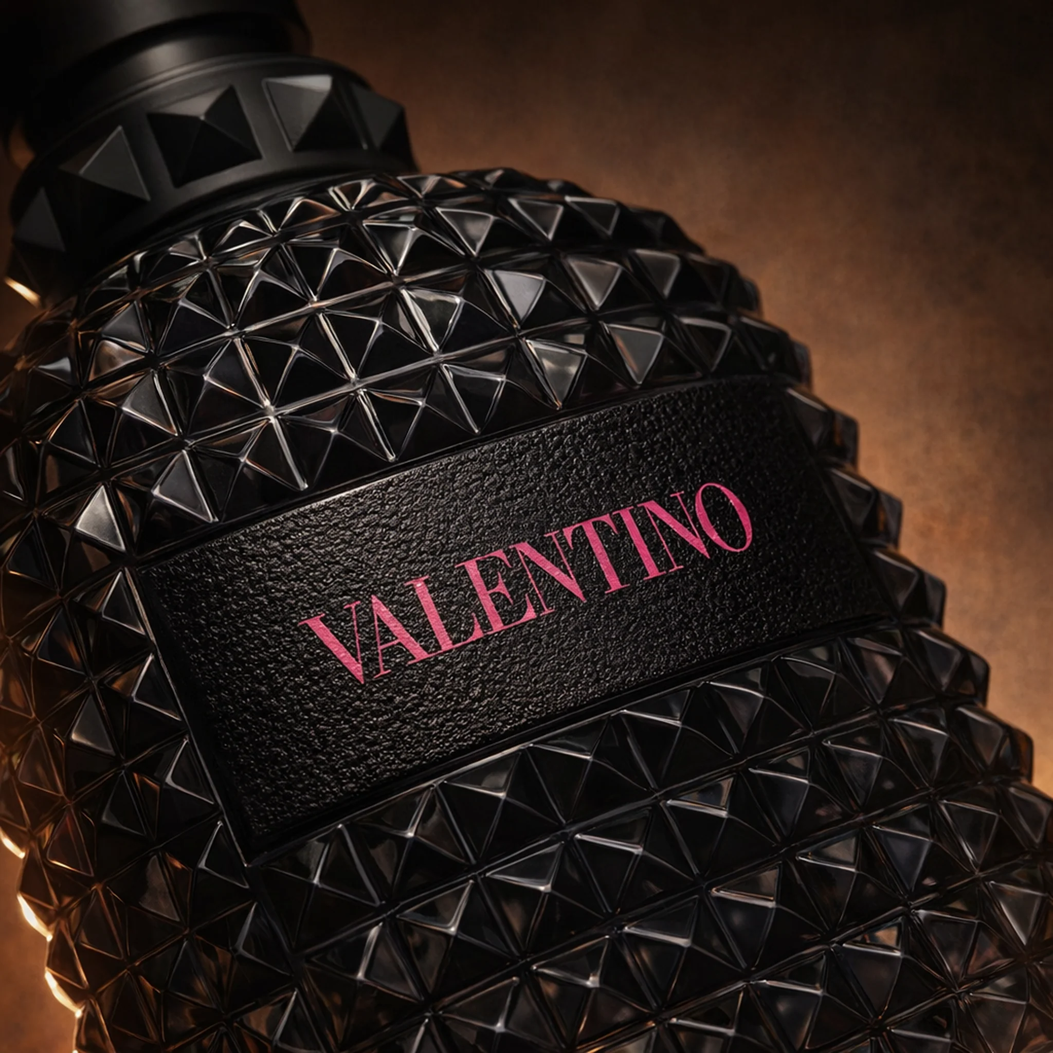 Valentino Uomo Born in Roma Extradose Parfum - Image 3